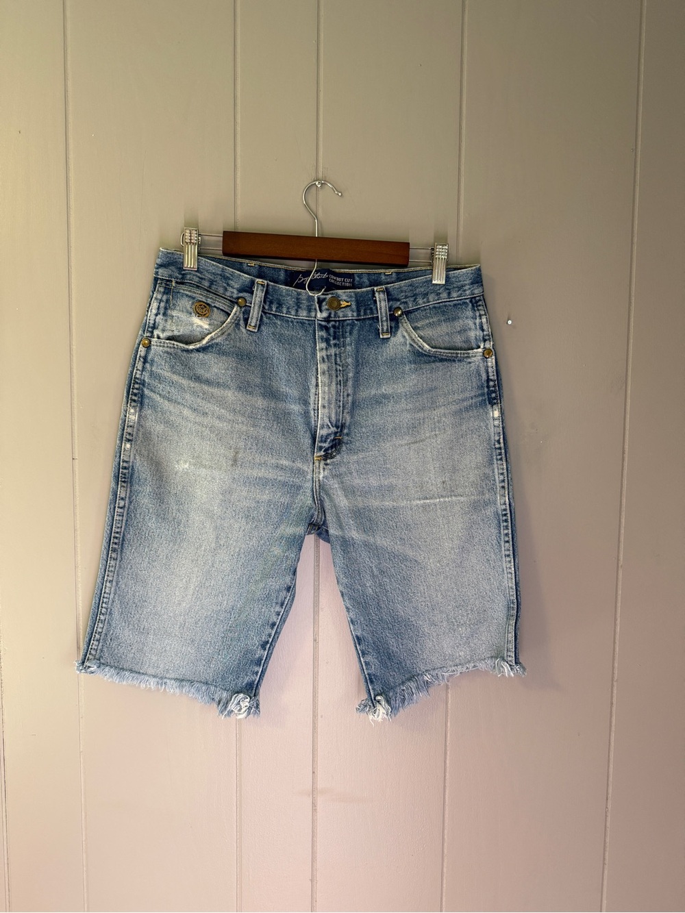 Wrangler George Strait Cowboy Cut Collection Cut Raw Hem Denim Shorts Mens 32